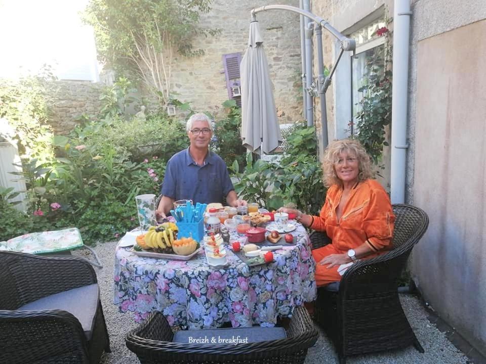 Bed and Breakfast Breizh & Breakfast Rosporden Esterno foto